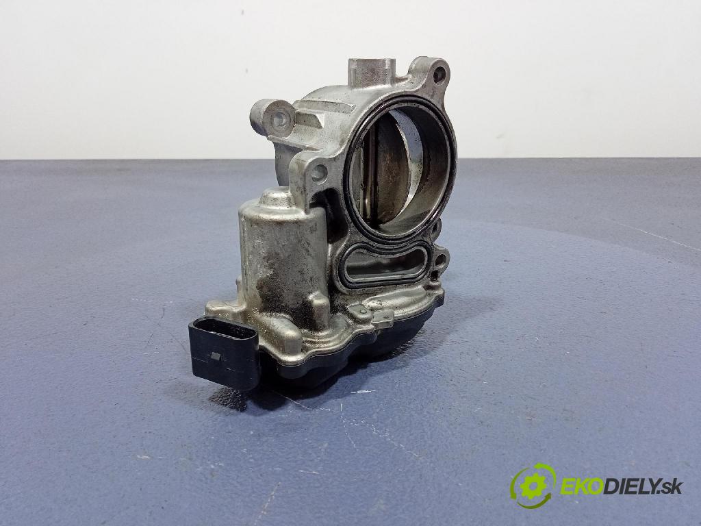 Audi A6 2021 klapka 05L128063E