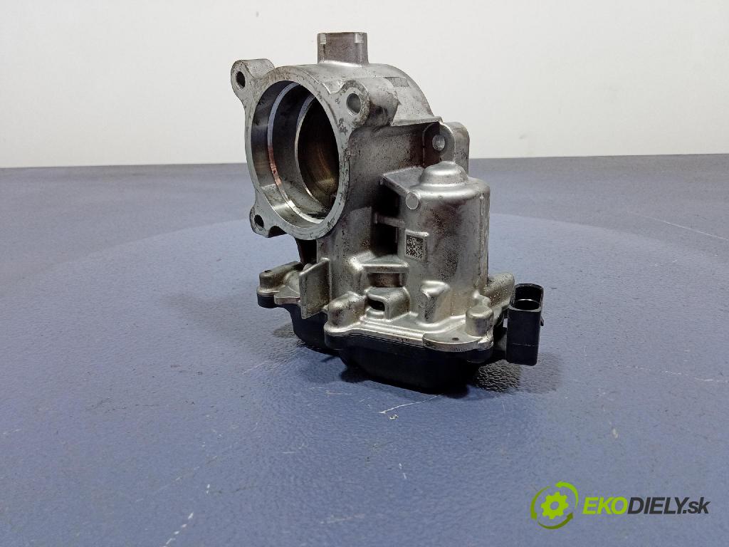 Audi A6 2021 klapka 05L128063E
