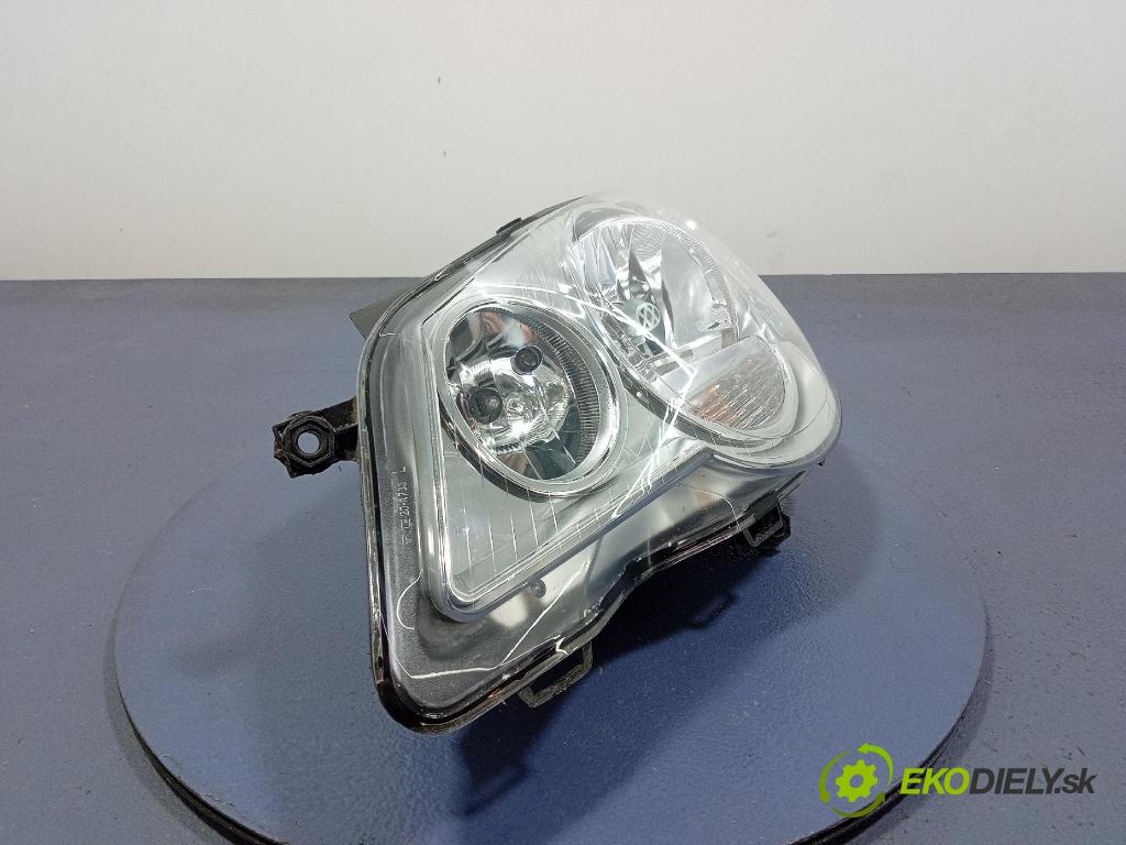 Volkswagen Polo 2005 Reflektor: Vľavo: 20-A730L