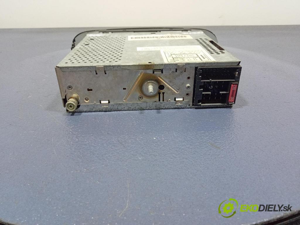 Vw New beetle 2001 Radio I Navigace: 1C0035186