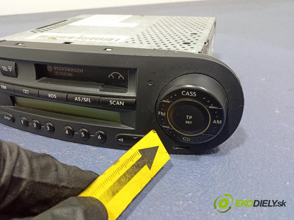 Vw New beetle 2001 Radio I Navigace: 1C0035186