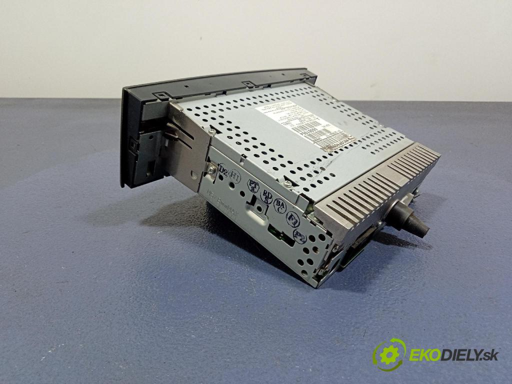 Mitsubishi Colt 2006 Radio I Navigace: MR587702