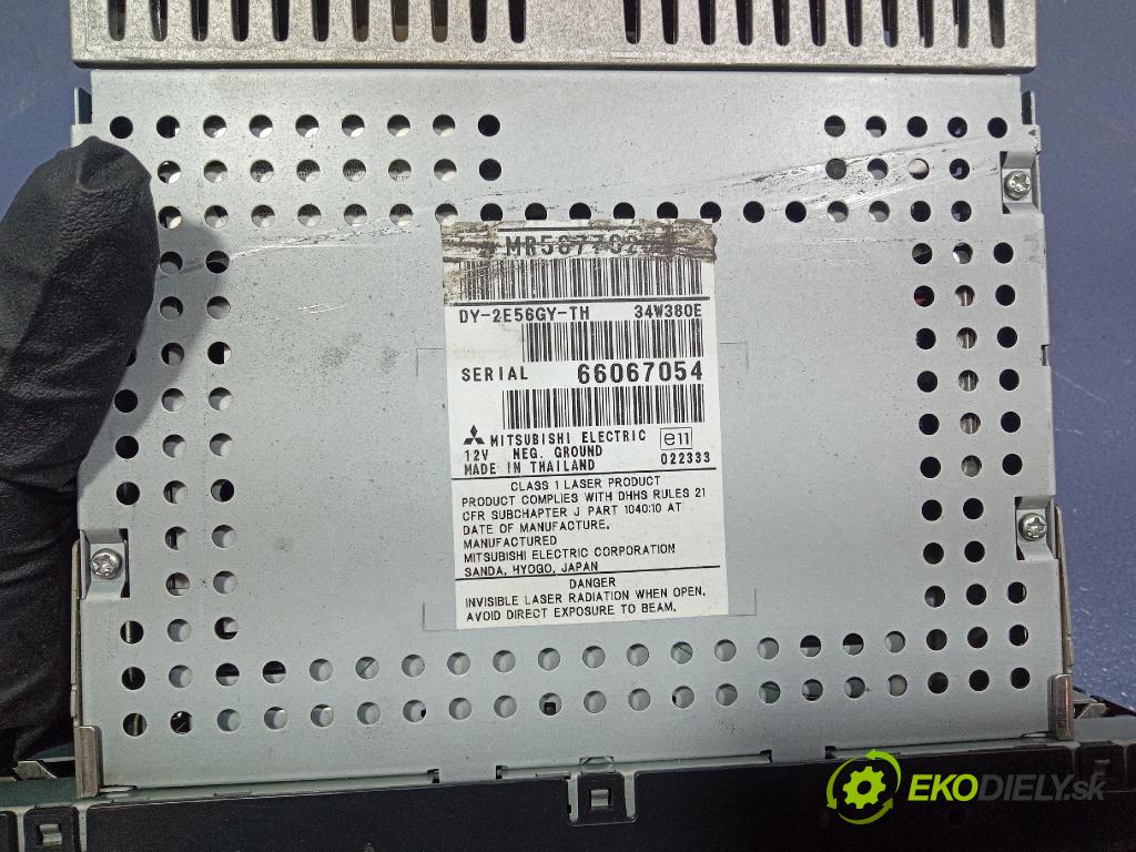 Mitsubishi Colt 2006 Radio I Navigace: MR587702