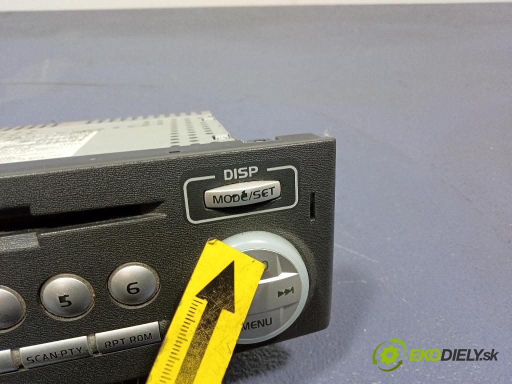 Mitsubishi Colt 2006 Radio I Navigace: MR587702
