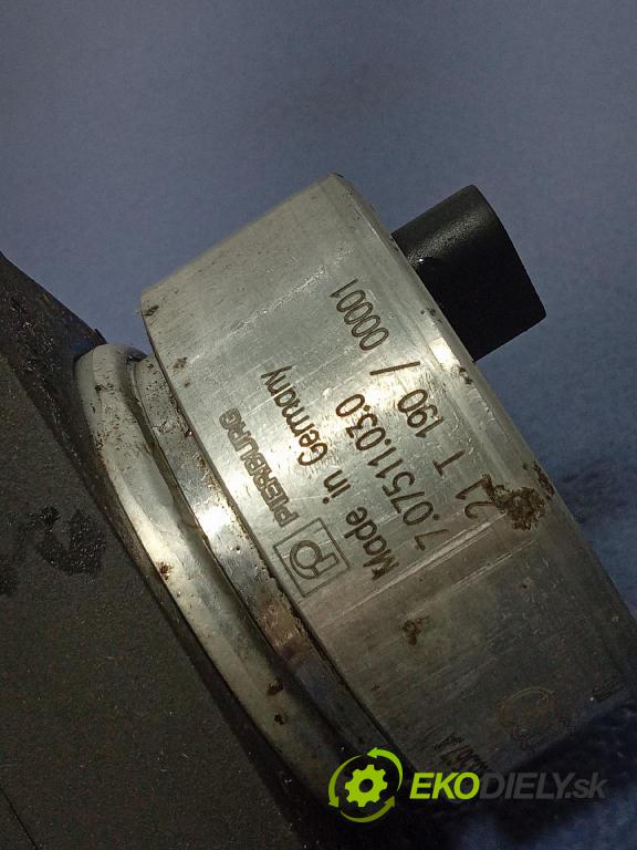 Audi A6 2021 čerpadlo Voda 05L963567A