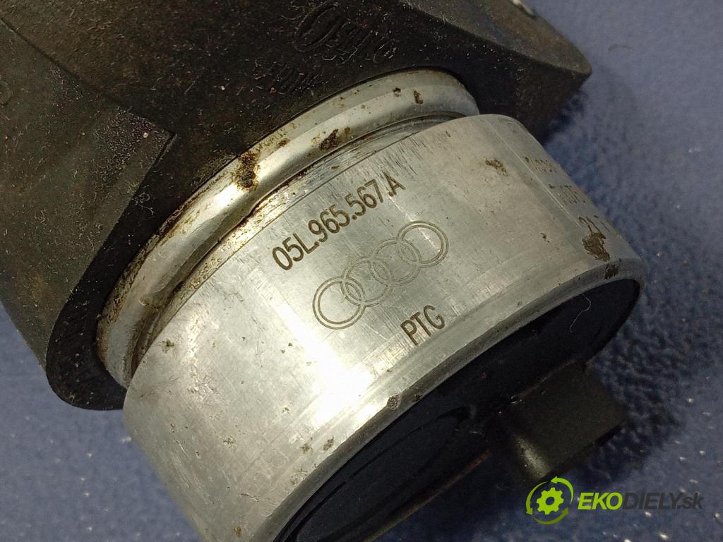 Audi A6 2021 čerpadlo Voda 05L963567A