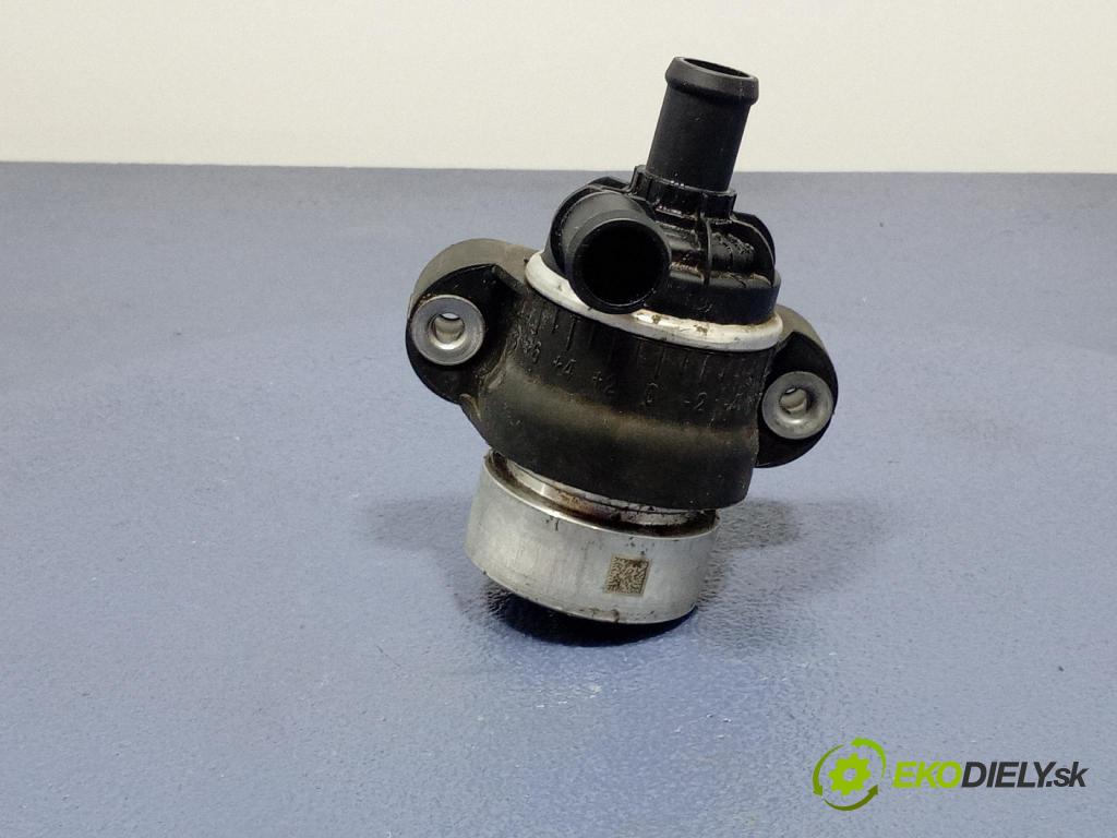 Audi A6 2021 čerpadlo Voda 05L963567A
