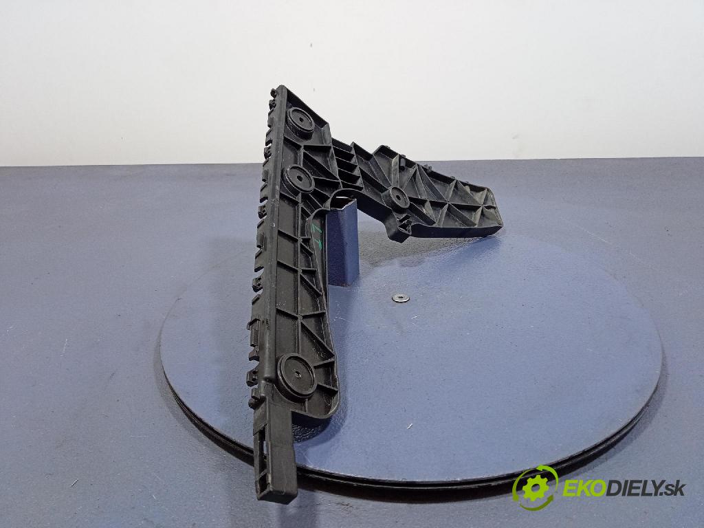 Audi A6 2021 Upevnenie: narazník 4K5807453