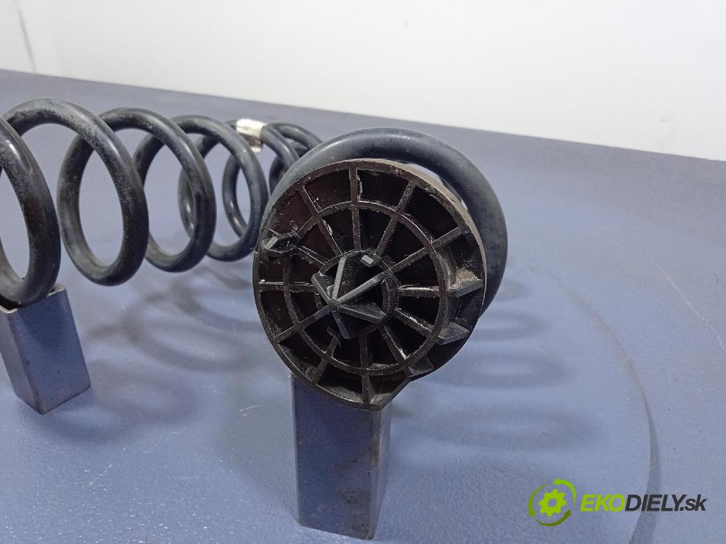 Audi A6 2021 pružina zad 4K051115