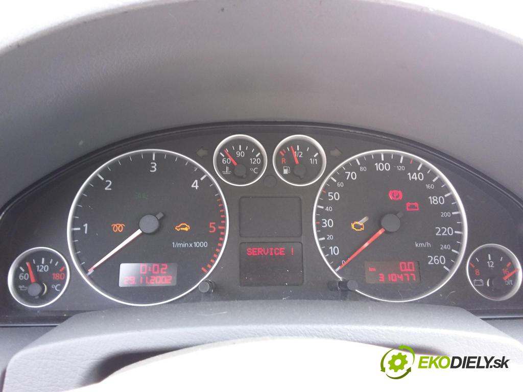 Audi A6 2003 Přístrojová deska 4B0920950K