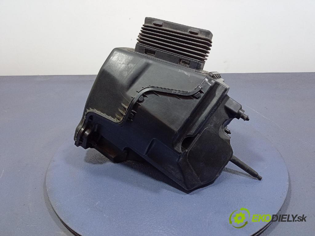 Audi A6 2021 obal Filtre: Vzduch: 4K0133593C