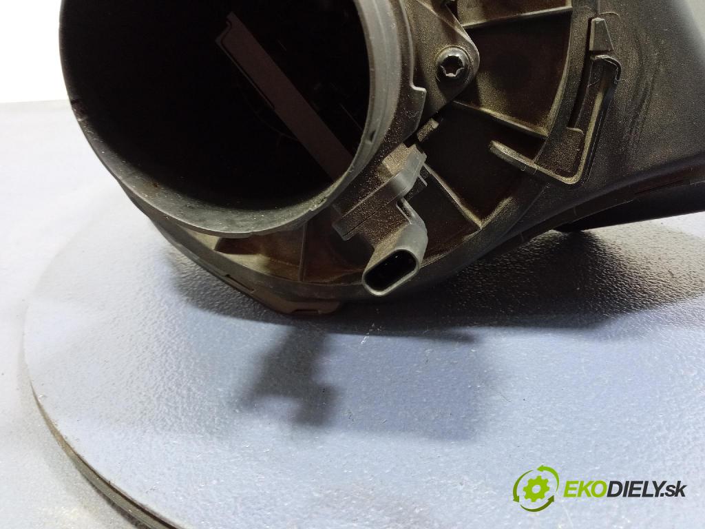 Audi A6 2021 obal Filtre: Vzduch: 4K0133593C