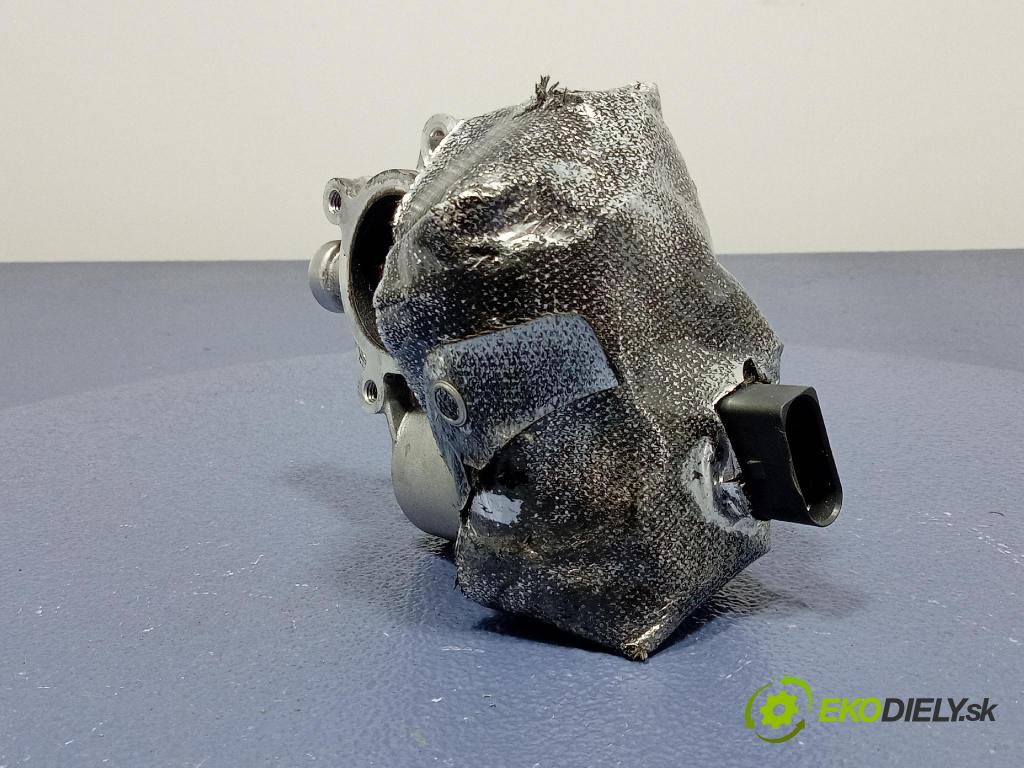 Audi A6 2021 klapka 05L131501L