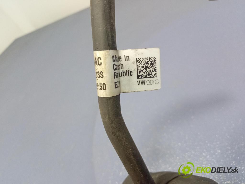 Audi A6 2021 trubka Klimatizace: 4K1816720AC