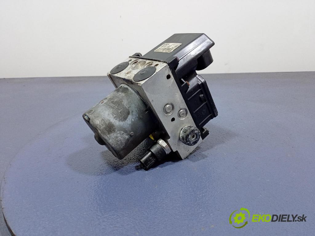 Audi A6 2003 čerpadlo ABS x 4B0614517G