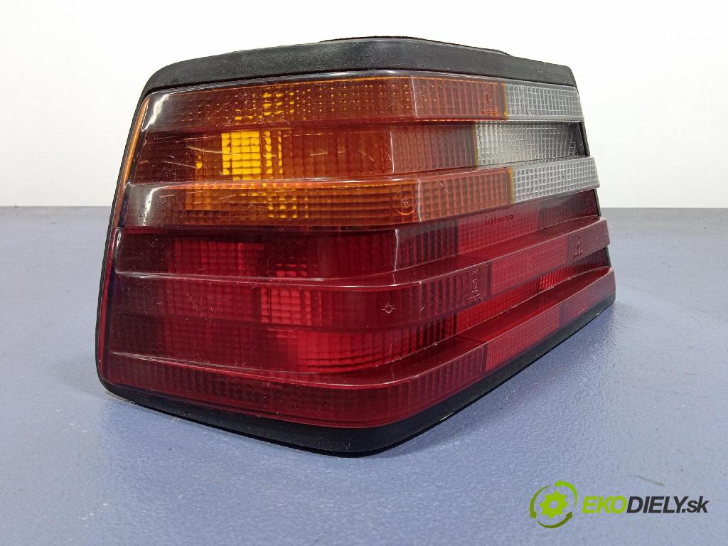 Mercedes E-klasa 1997 svetlo / reflektor zad ľavá Vonkajsia: 7R0153373