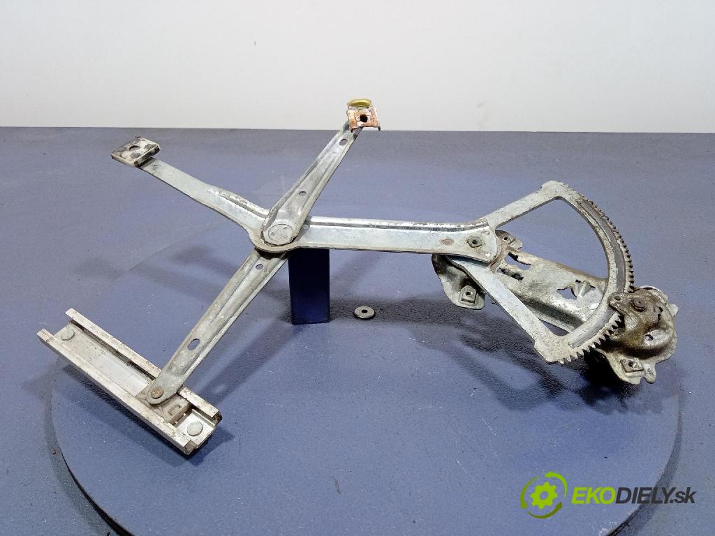 Mercedes E-klasa 1997 mechanizmus okna Okná: Predné v pravo: