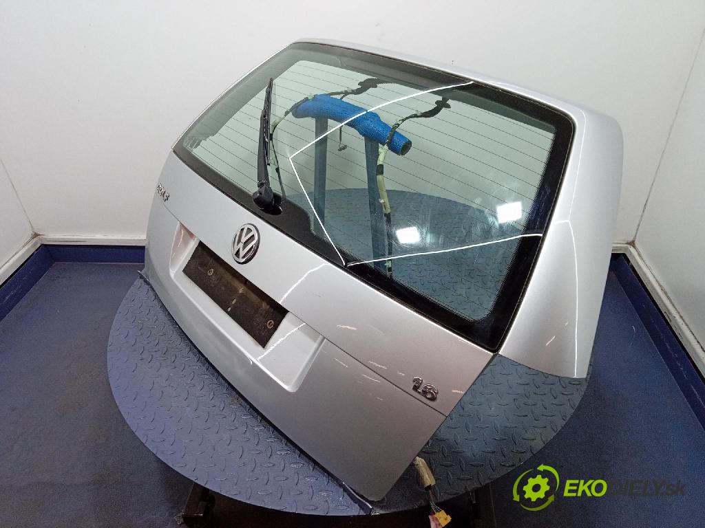 Vw Golf 2002 zadna dveře kufra: kufra: