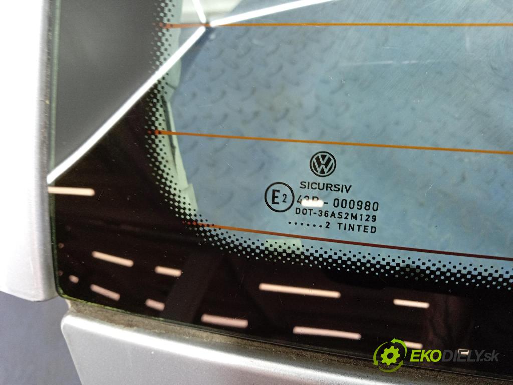 Vw Golf 2002 zadna dveře kufra: kufra: