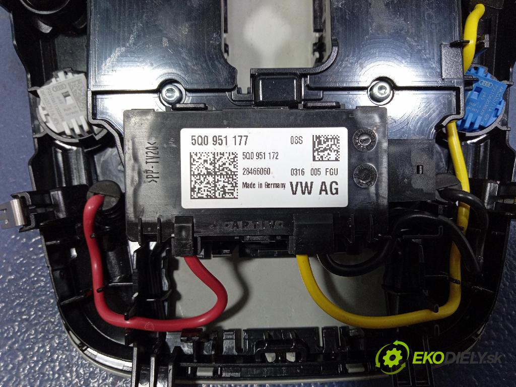 Audi A6 2021 Lampy Uvnitř 5Q0951177