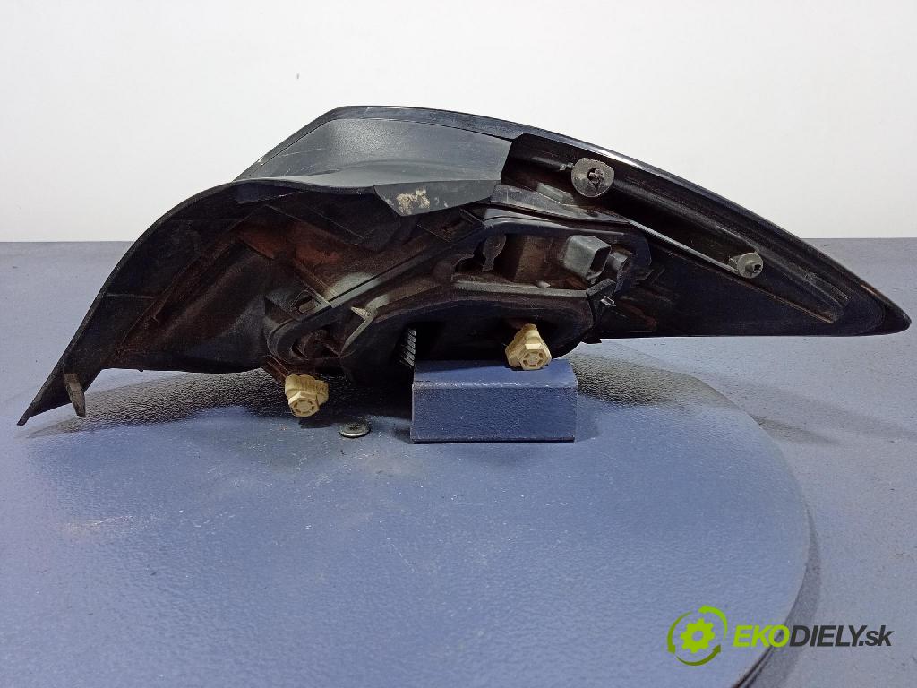 Opel Astra 2006 svetlo / reflektor zad ľavá Vonkajsia: 342691834