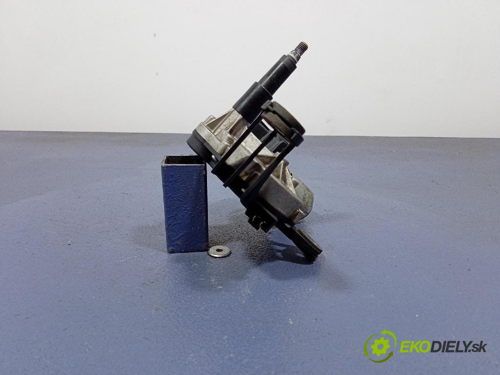 Opel Astra 2006 motor: Stierače: zad 13105981