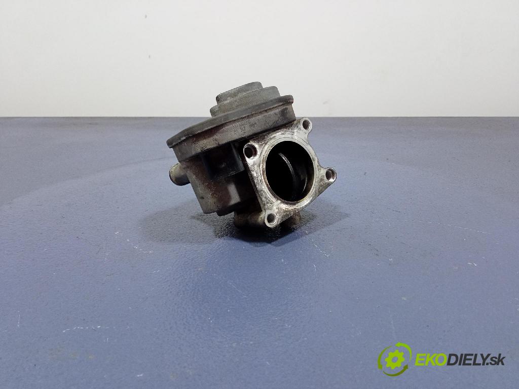 Opel Astra 2006 klapka 8973002310
