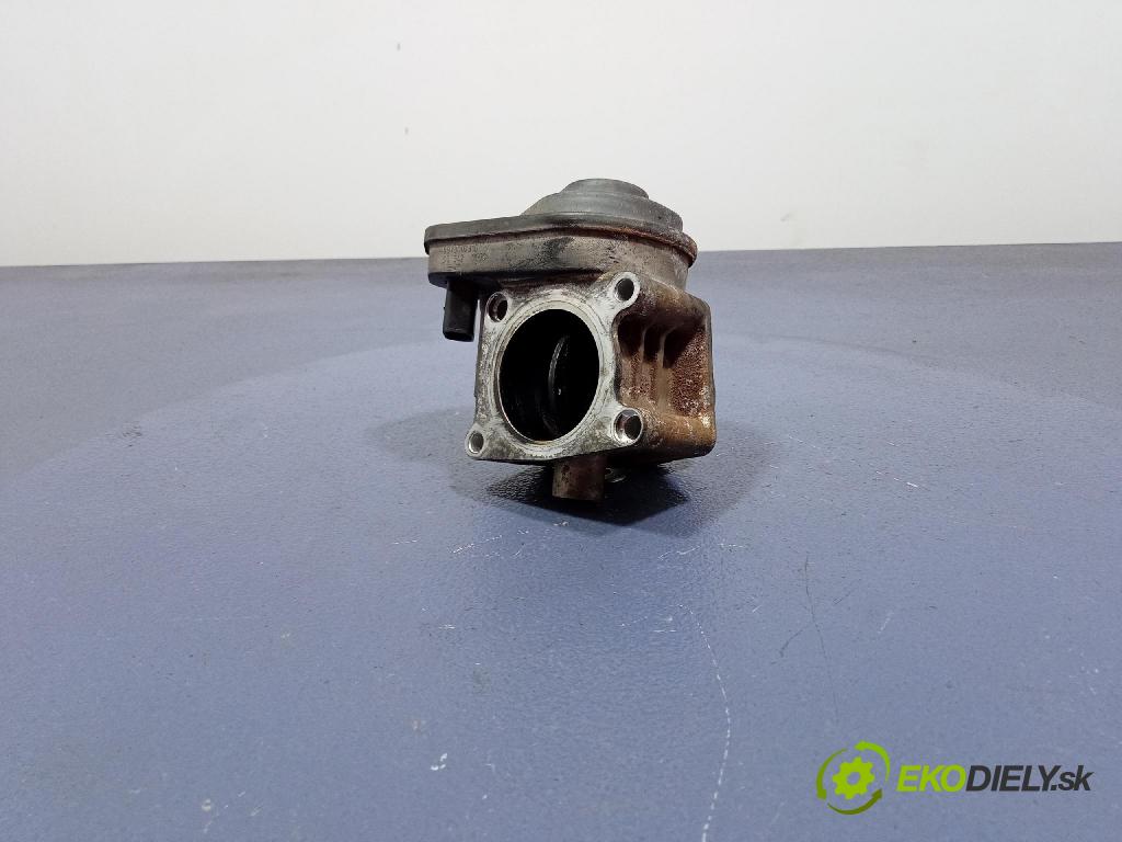 Opel Astra 2006 klapka 8973002310