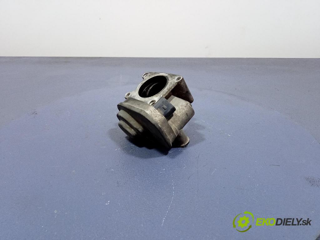 Opel Astra 2006 klapka 8973002310
