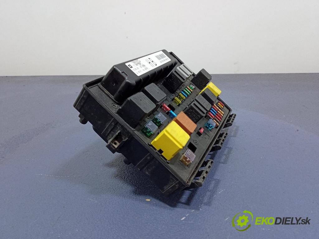 Opel Astra 2006 skrinka Poistky: 13206754