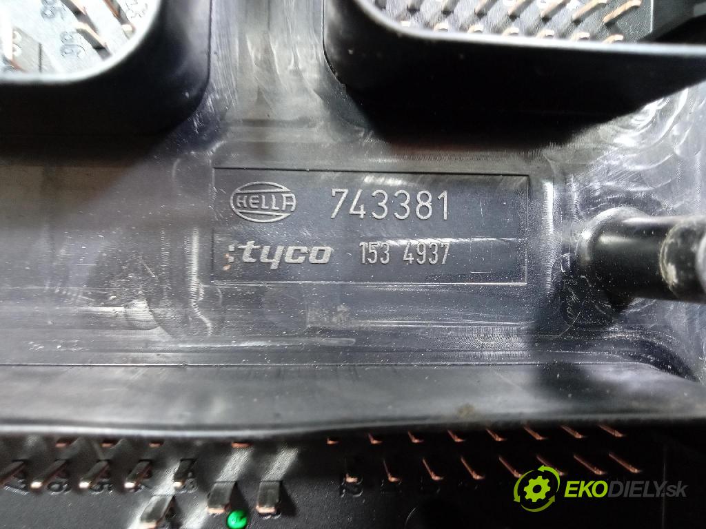 Opel Astra 2006 skrinka Poistky: 13206754