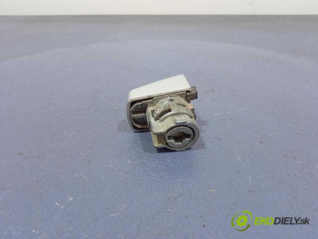Opel Vectra 2005 prepínač Komplex: 13162134