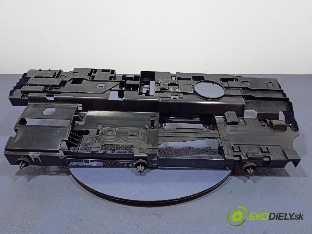 Audi A6 2021 kryt Plast: Interiéry: 4K0907392F