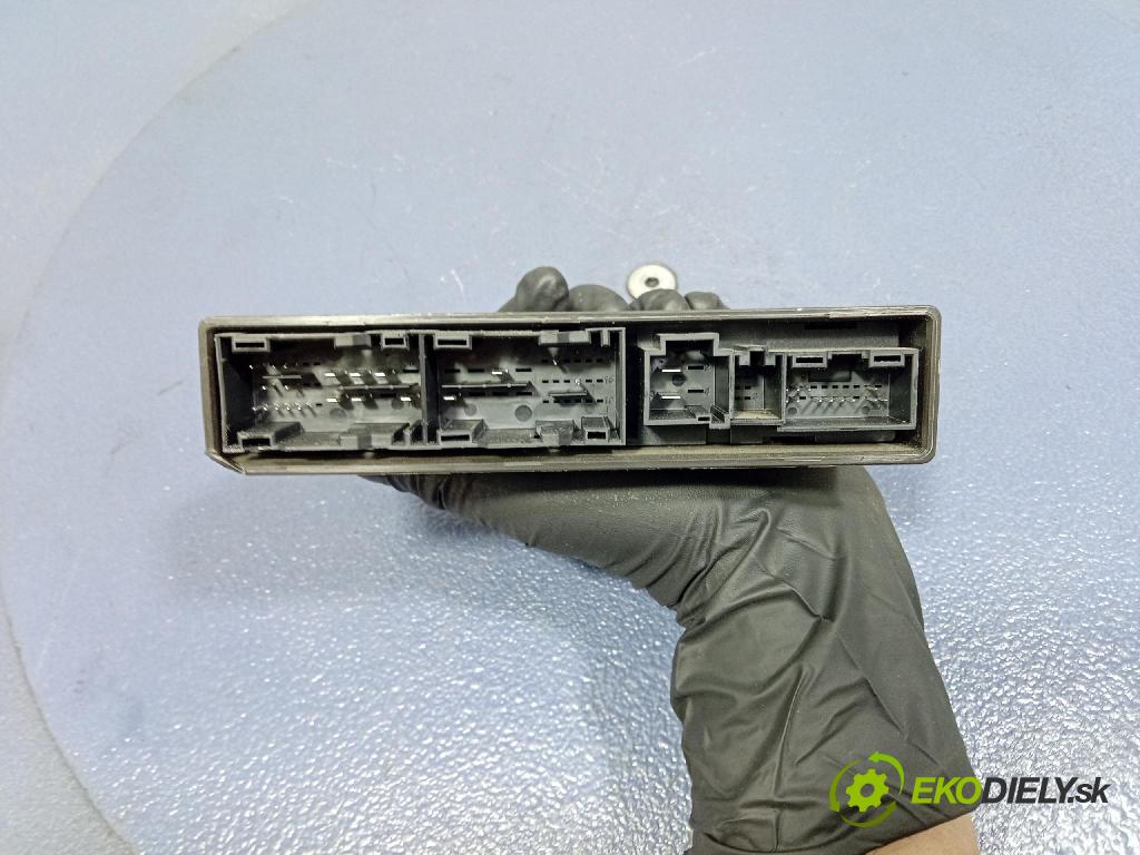 Audi A6 2021 řídící jednotka 4M6959760