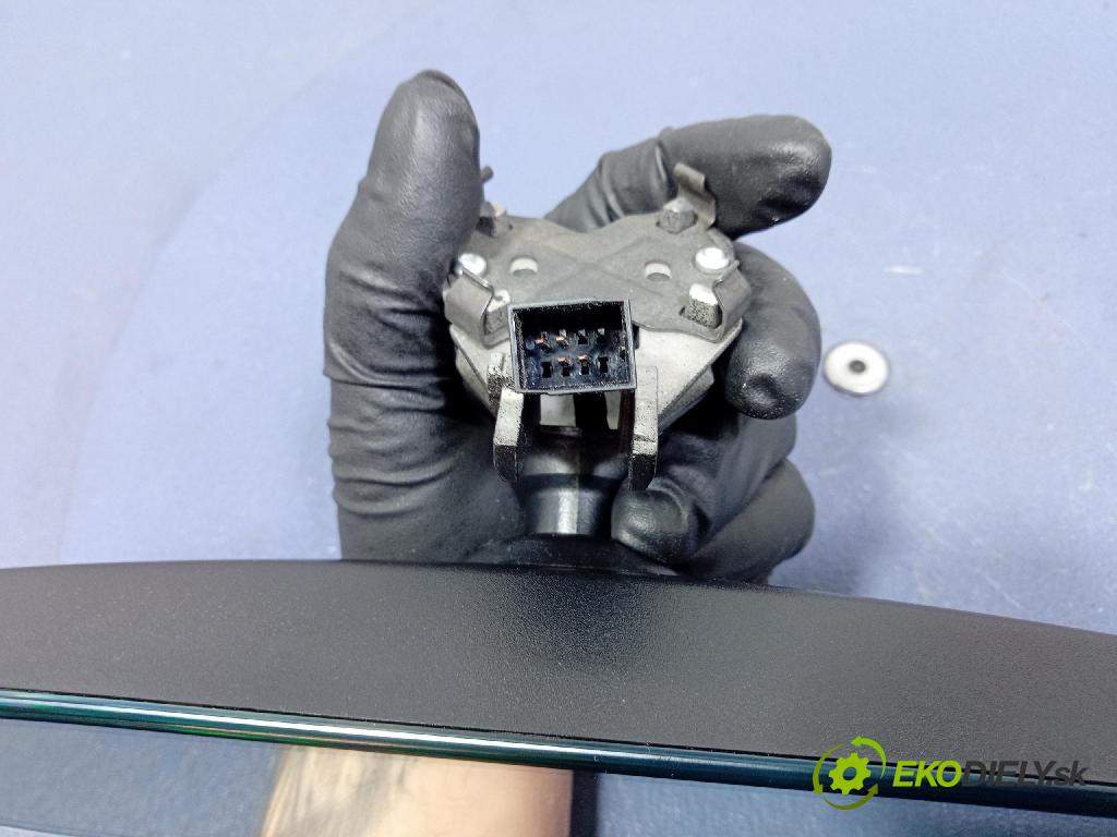 Audi A6 2021 zrkadlo Vnútri: 8W0857511F