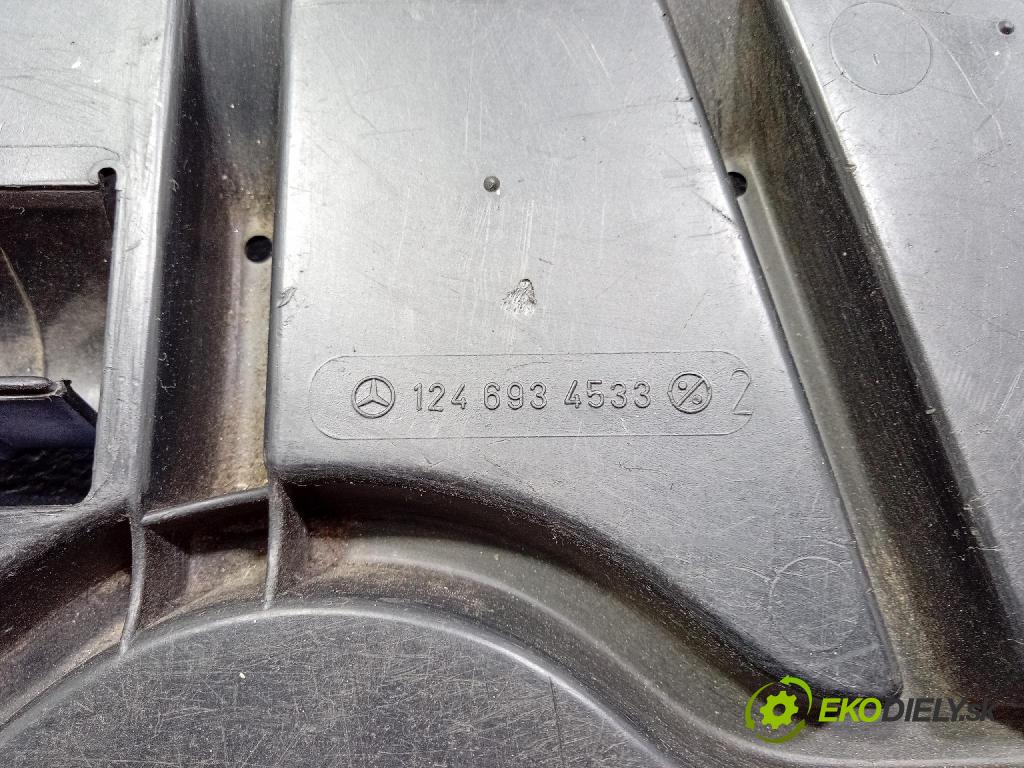 Mercedes E-klasa 1997 koberec do auta 1246934533