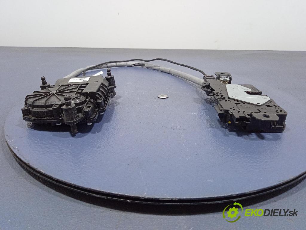 Bmw X4 2024 zámek Klapky: kufr 7357112