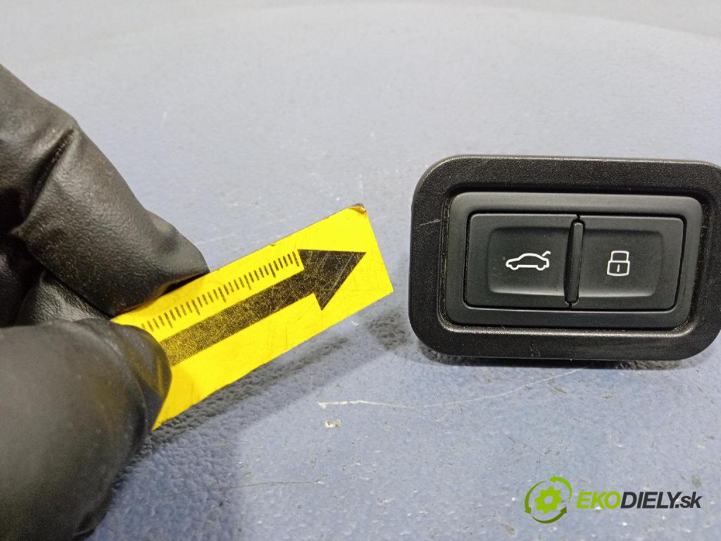 Audi A6 2021 Přepínač Klapky: kufr 4G0959831D