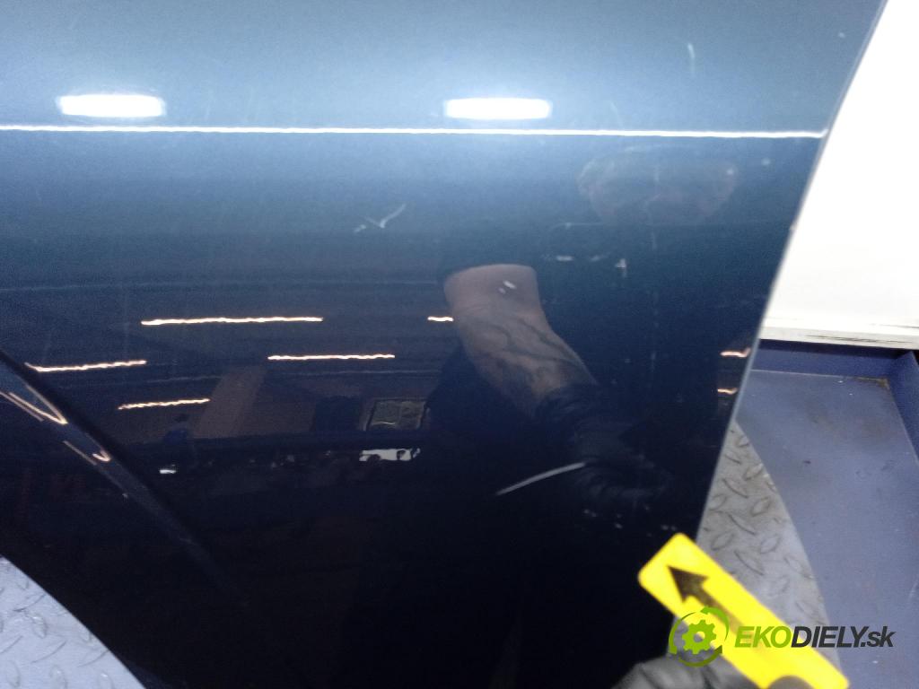 Volvo XC60 0 blatník Predné Vľavo: