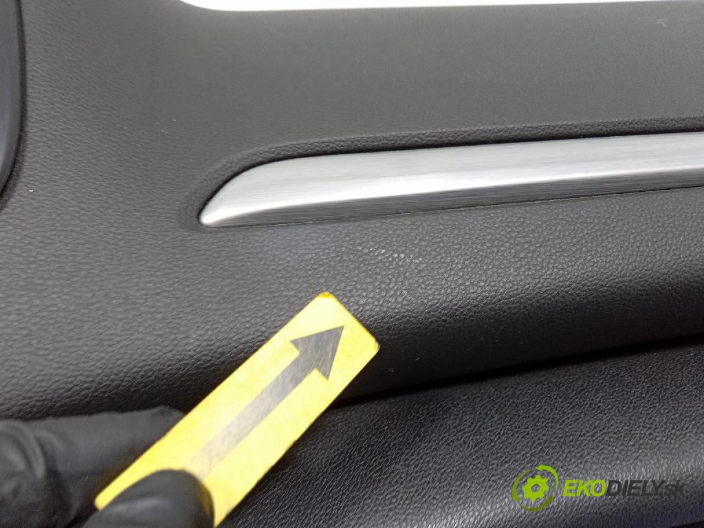 Renault Megane 2019 kokpit,pristrojová doska 681008393R