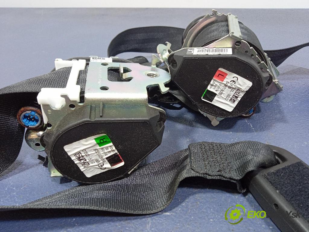 Renault Megane 2019 kokpit,pristrojová doska 681008393R