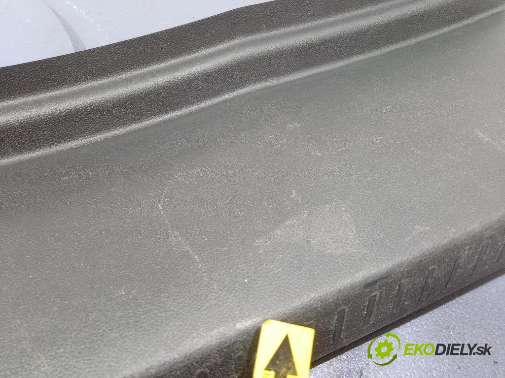 Renault Megane 2019 lišta kufra: 849201720R