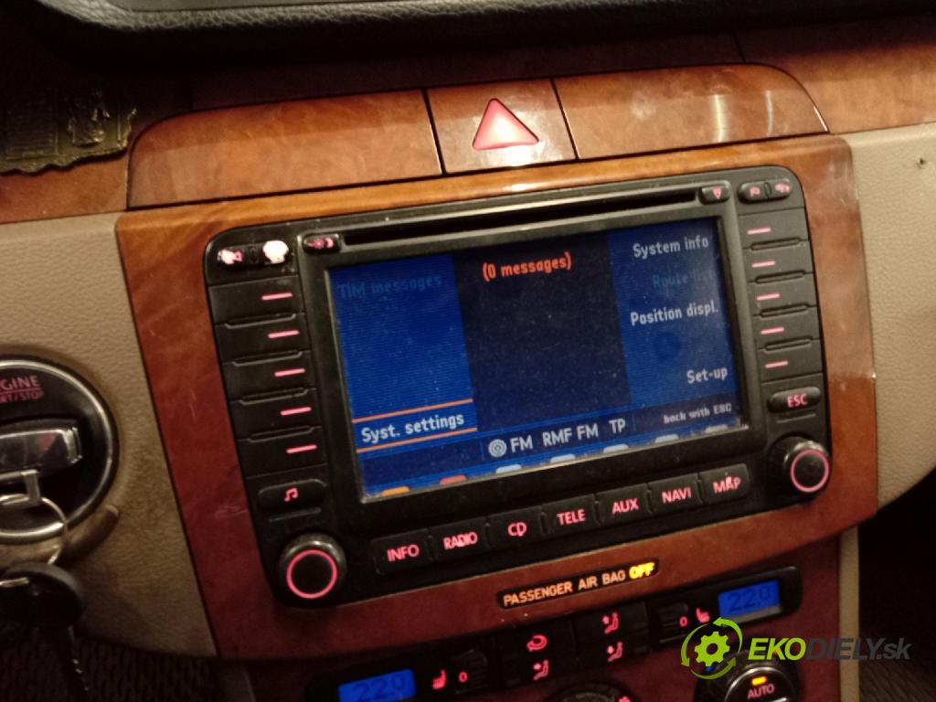 Vw Passat 2005 Radio I Navigace: 1T0035194B