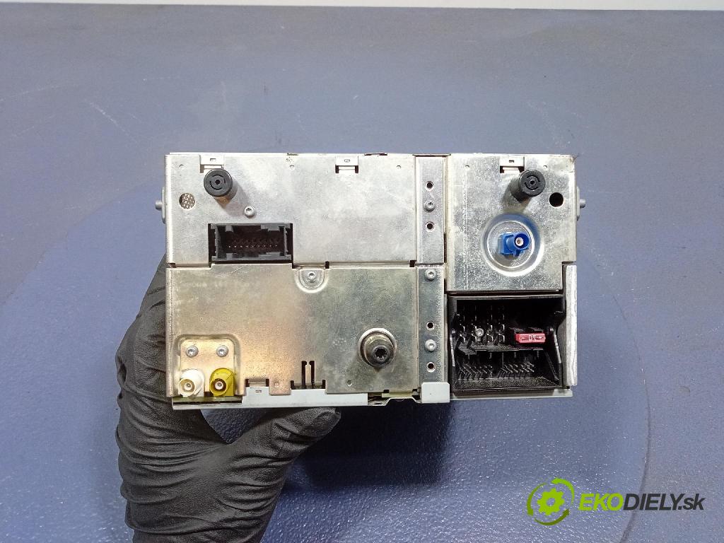 Vw Passat 2005 Radio I Navigace: 1T0035194B