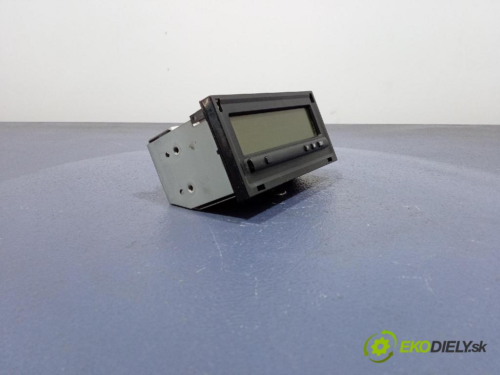 Mitsubishi Carisma 2000 displej Radio / GPS MR512889