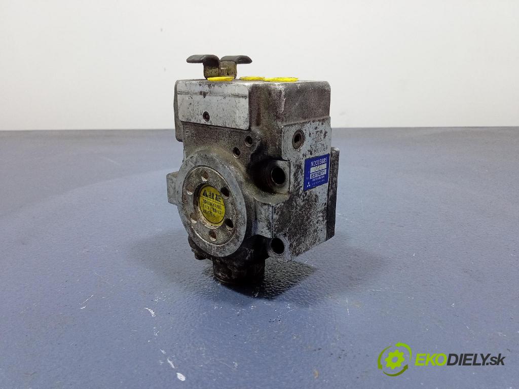 Mitsubishi Carisma 2000 čerpadlo Injekce: MD369885