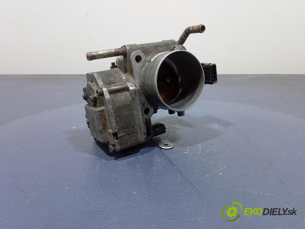 Mitsubishi Carisma 2000 škrticí klapka EAC60-003