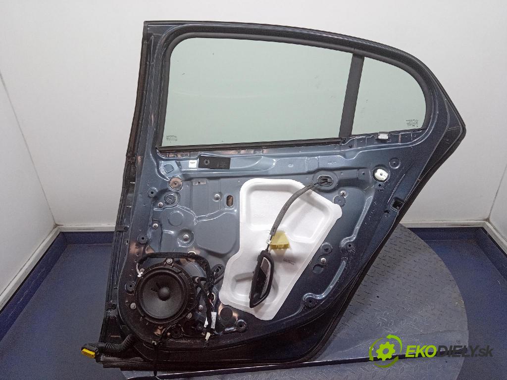 Renault Megane 2019 dveře Zad: prave 