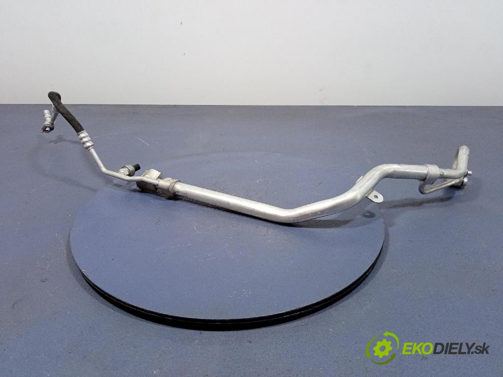 Bmw X4 2024 trubka Klimatizace: 9868407