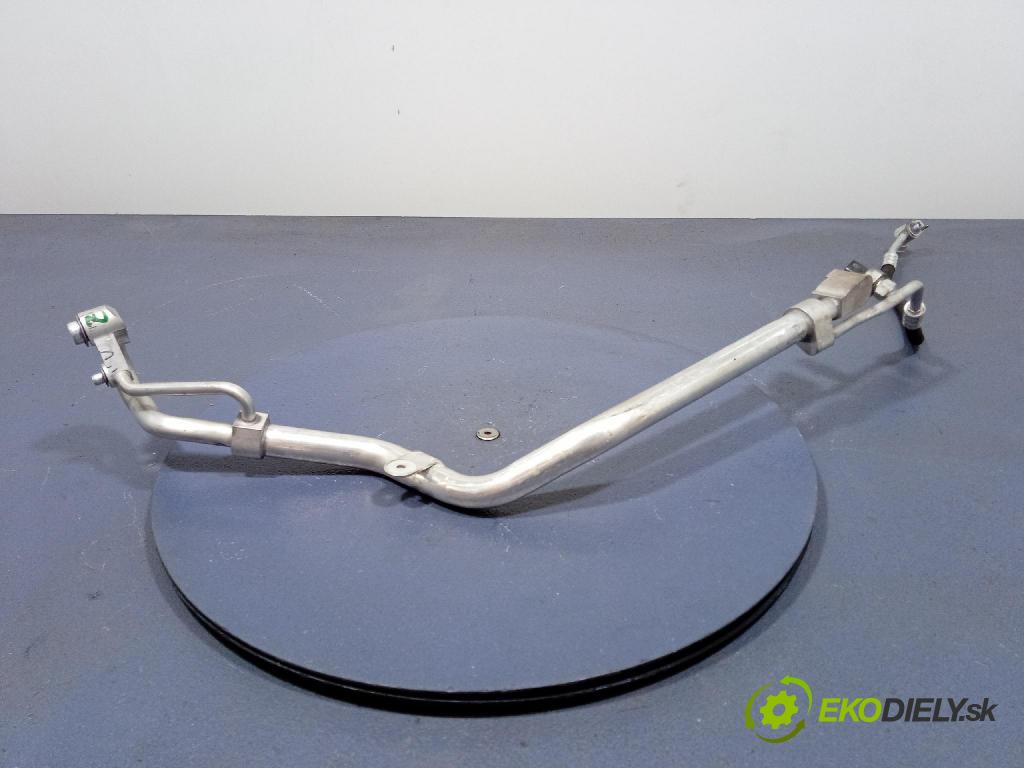 Bmw X4 2024 trubka Klimatizace: 9868407